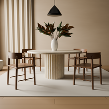Rotonda Pedestal Dining Table