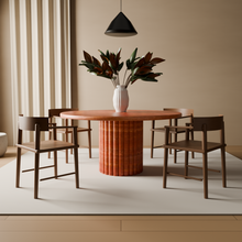 Rotonda Pedestal Dining Table